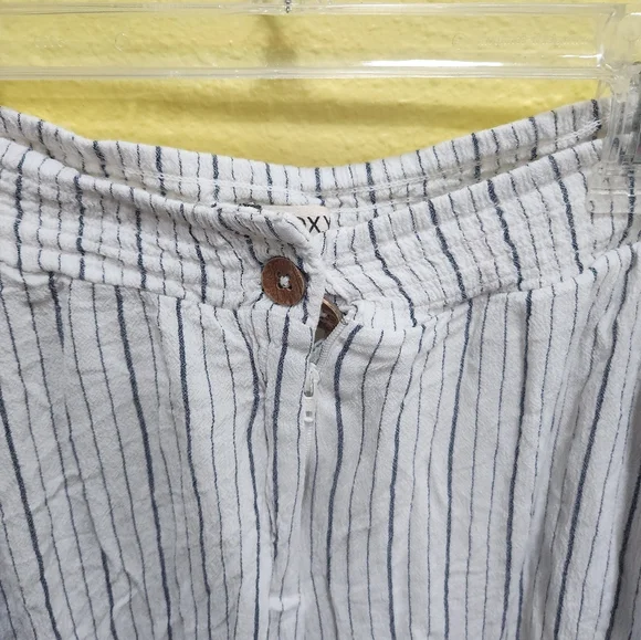 Flowy Roxy pants - Picture 3 of 5